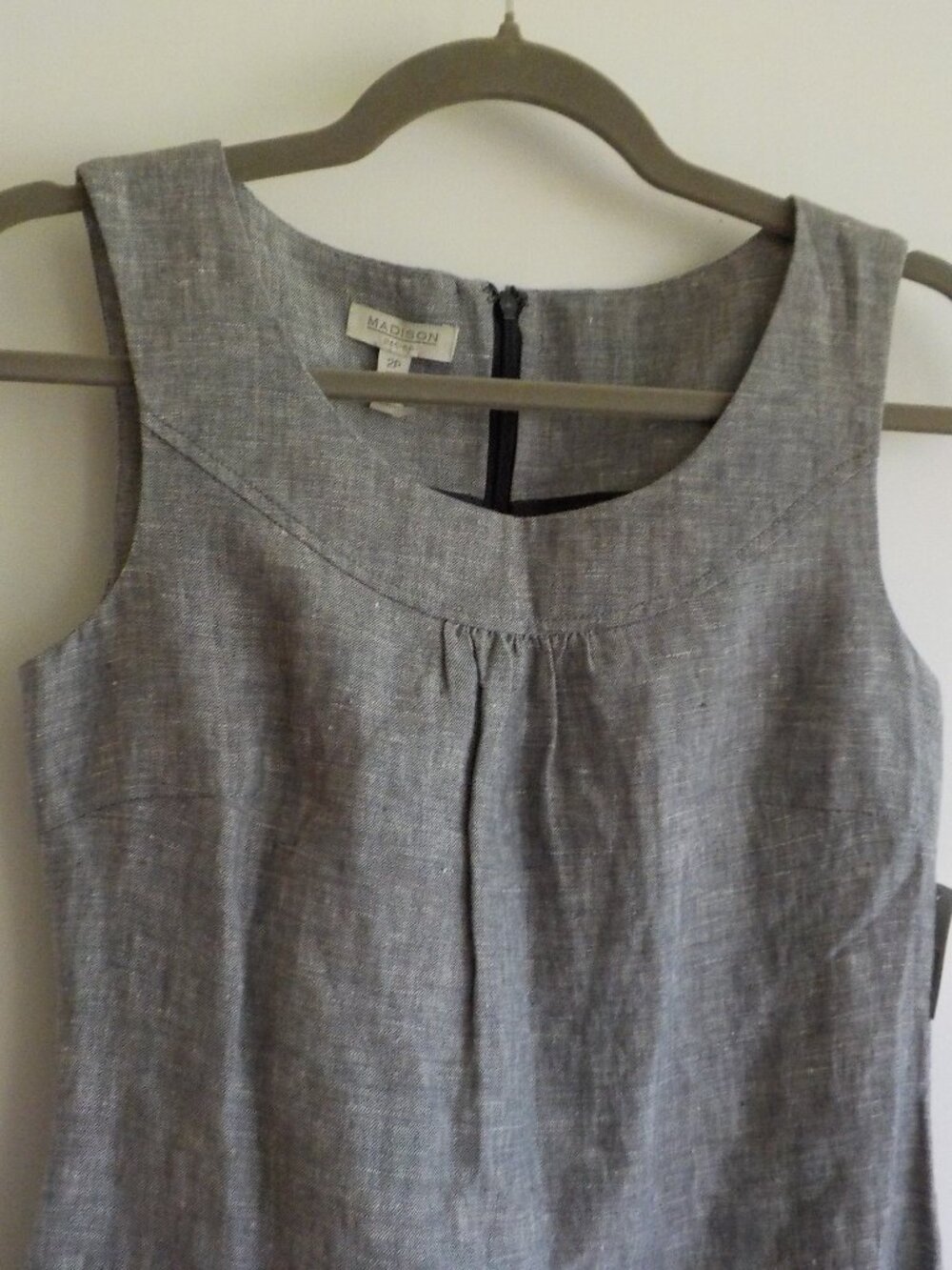 Madison Dress - 2 Petite - NWT - Sleeveless Grey Linen Lined (2541) - Picture 2 of 5